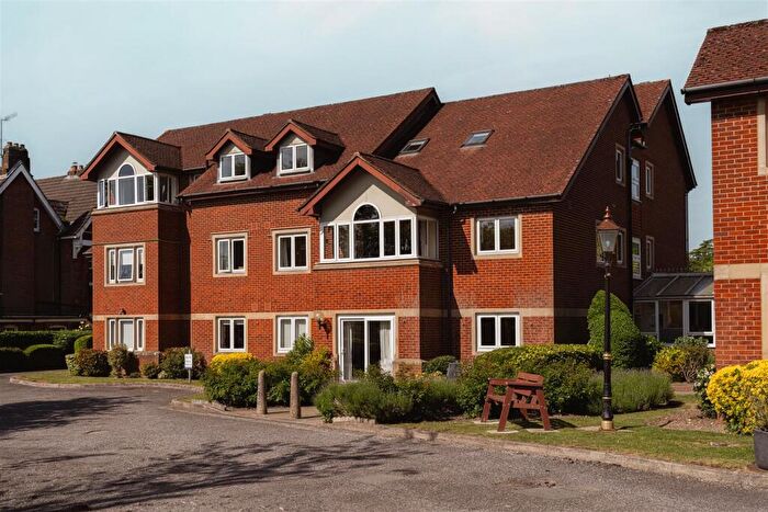 2 Bedroom Retirement Property For Sale In Alma Road, Reigate, RH2