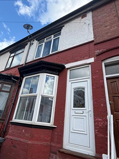 3 Bedroom Terraced House To Rent In Capethorn Road, Smethwick, Sandwell, B66