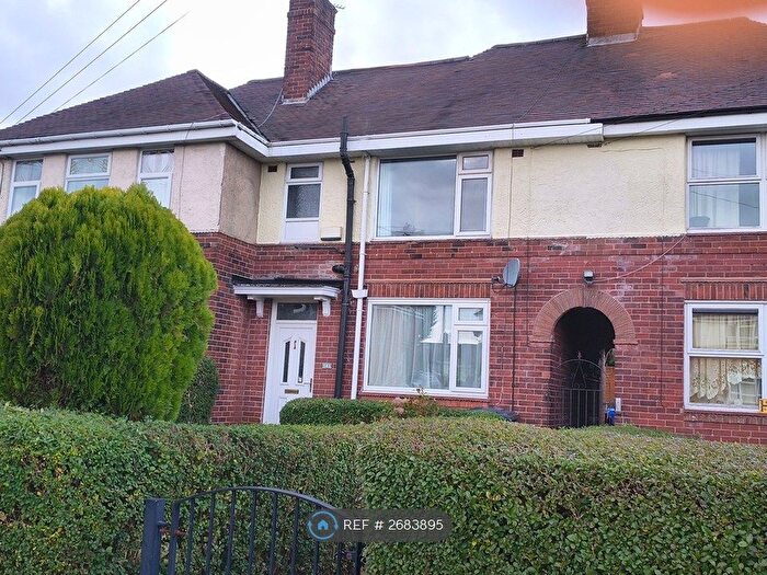 3 Bedroom Terraced House To Rent In Nethershire Lane, Sheffield, S5