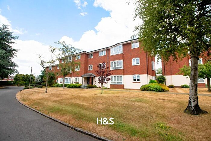 2 Bedroom Apartment To Rent In Queens Court, Alderham Close, Solihull, B91
