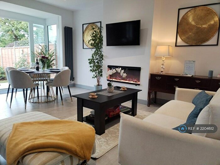 2 Bedroom Bungalow To Rent In Riverview Road, Epsom, KT19