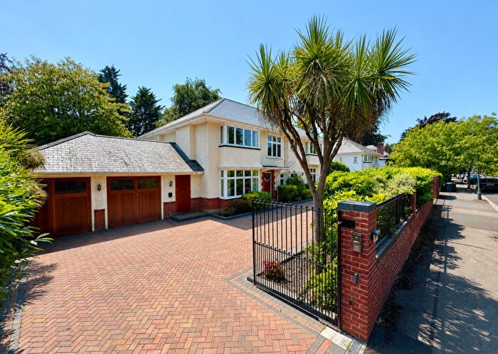 4 Bedroom Detached House For Sale In Alyth Road, Talbot Woods, Bournemouth, BH3