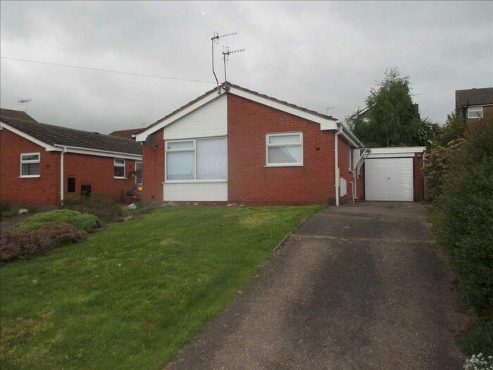 3 Bedroom Detached Bungalow To Rent In Lyle Close, Kimberley, Nottingham NG16