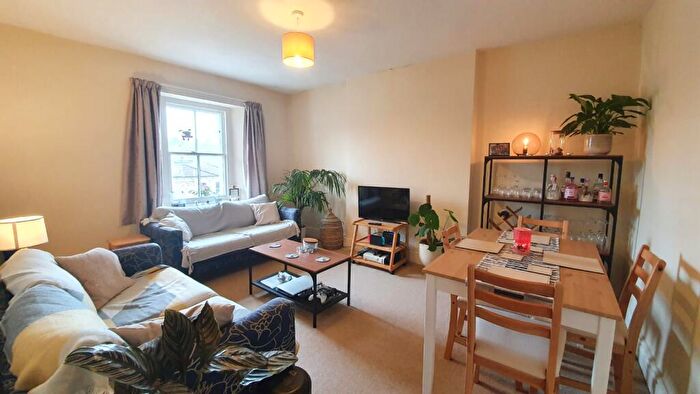 2 Bedroom Flat To Rent In Abbotsford Road, Redland, Bristol, BS6