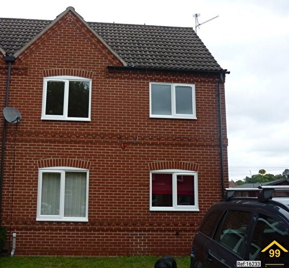 2 Bedroom Semi Detached House To Rent In Hill Vue Gardens, Newark, Nottinghamshire, NG24