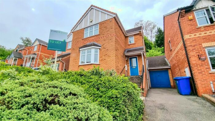 3 Bedroom Link Detached House To Rent In Mallory Close, Dronfield, Sheffield, S41