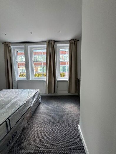1 Bedroom Studio To Rent In Bond Street, London, W5