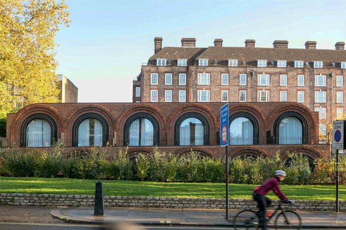 3 Bedroom Town House To Rent In Highgate Road, Gospel Oak, NW5