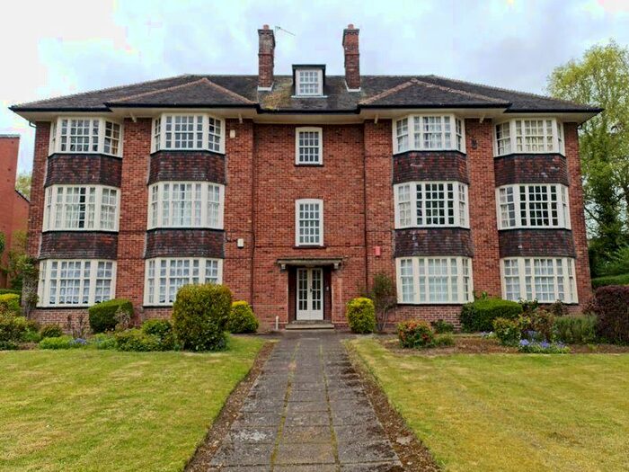 2 Bedroom Apartment To Rent In Bristol Road, Selly Oak, Birmingham, B29