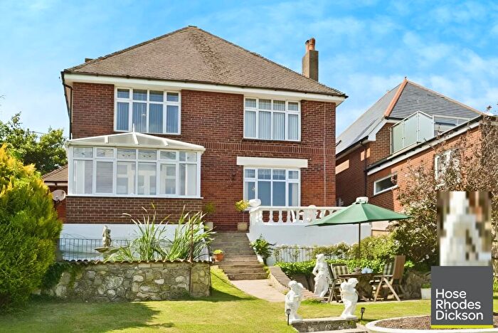 4 Bedroom Detached House To Rent In Nodgham Lane, PO30