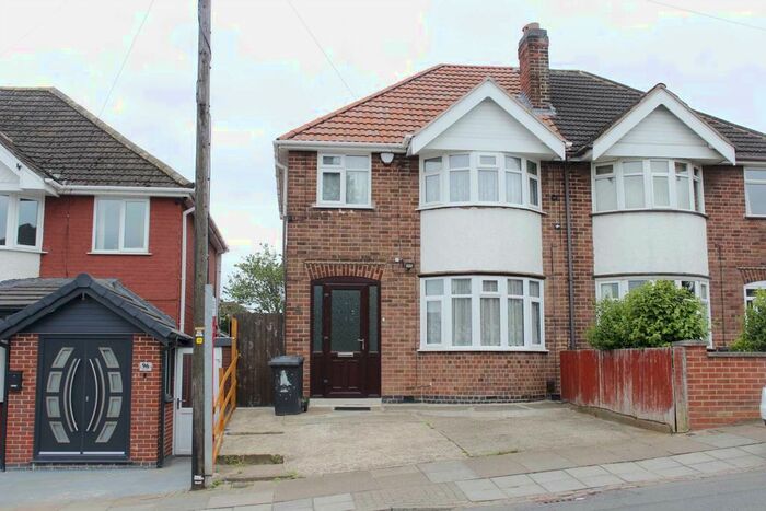 3 Bedroom Semi-Detached House To Rent In Somerset Avenue, Leicester, LE4