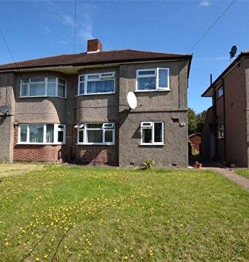 2 Bedroom Flat To Rent In Wrythe Lane, Surrey, SM5