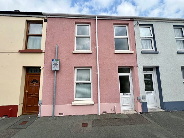 3 Bedroom Property To Rent In St Davids Street, Carmarthen, Carmarthenshire, SA31