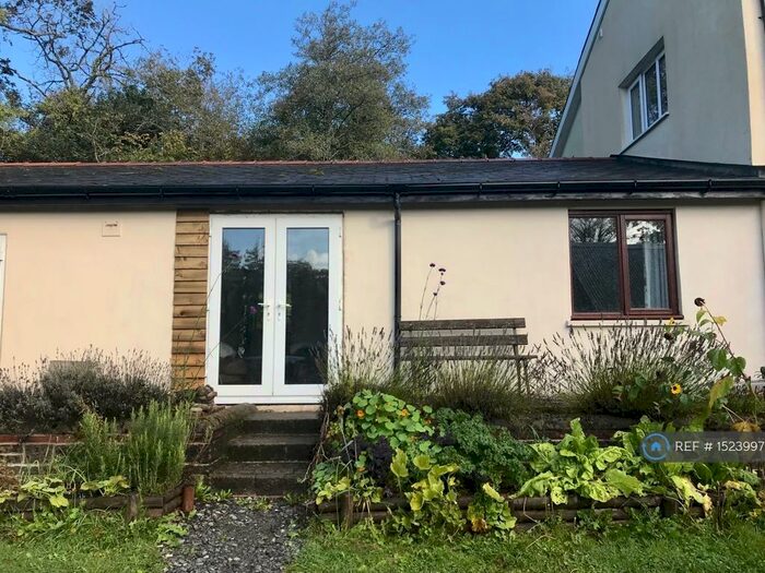 1 Bedroom Flat To Rent In Salem, Salem, Llandeilo, SA19