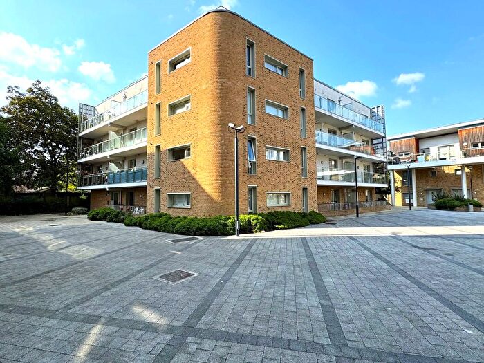 1 Bedroom Flat To Rent In Stour House, Kidwells Close, Maidenhead, Berkshire, SL6