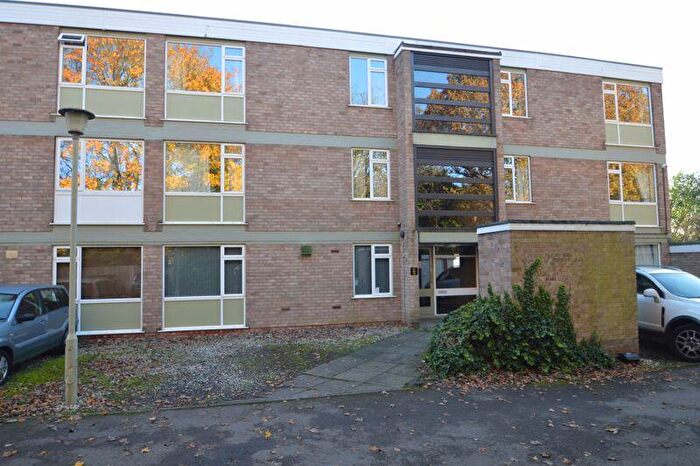 2 Bedroom Flat To Rent In Heather Court, Russell Road, Moseley, B13