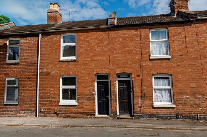 2 Bedroom Terraced House For Sale In Rushmore Street, Leamington Spa, CV31