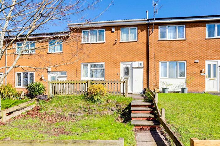 3 Bedroom Terraced House To Rent In Swinscoe Gardens, Nottingham, NG5