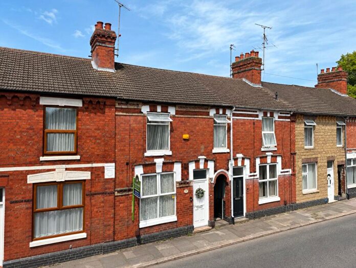 2 Bedroom Terraced House For Sale In Wyatt Street, Kettering, Northamptonshire, NN16