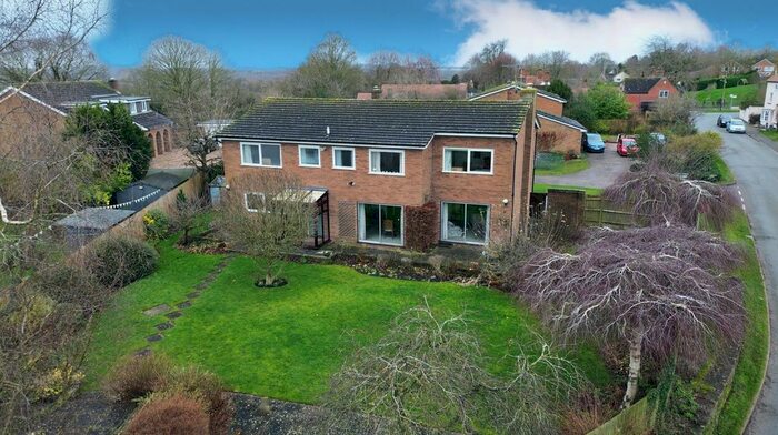 4 Bedroom Detached House For Sale In Burrows Close, Welton, Daventry, Northamptonshire, NN11