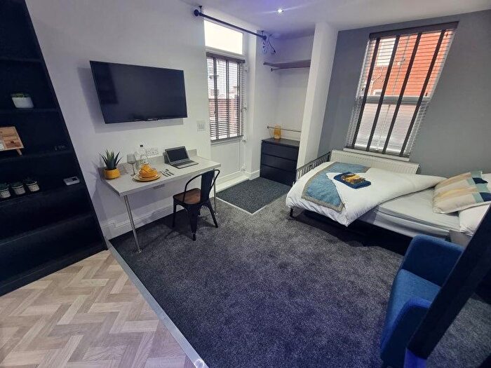 Studio To Rent In Rasen Lane - Studio For January, LN1