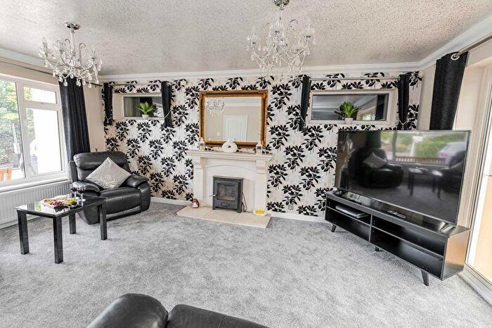 5 Bedroom Detached Bungalow To Rent In Carrbridge Close, Bournemouth, BH3