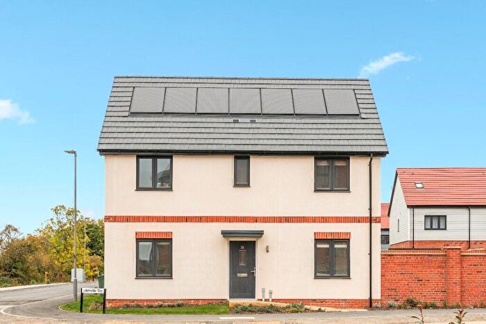 3 Bedroom End Of Terrace House To Rent In Cachena Gardens, Milton Keynes, Buckinghamshire, MK8