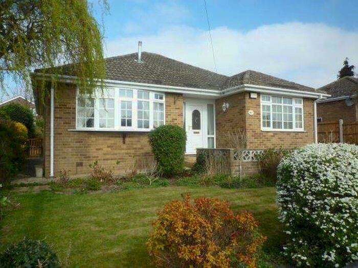 3 Bedroom Detached House To Rent In Woodside Drive, Wrenthorpe, Wakefield, WF2