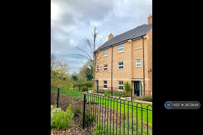 4 Bedroom Semi-Detached House To Rent In Primrose Avenue, Downham Market, PE38