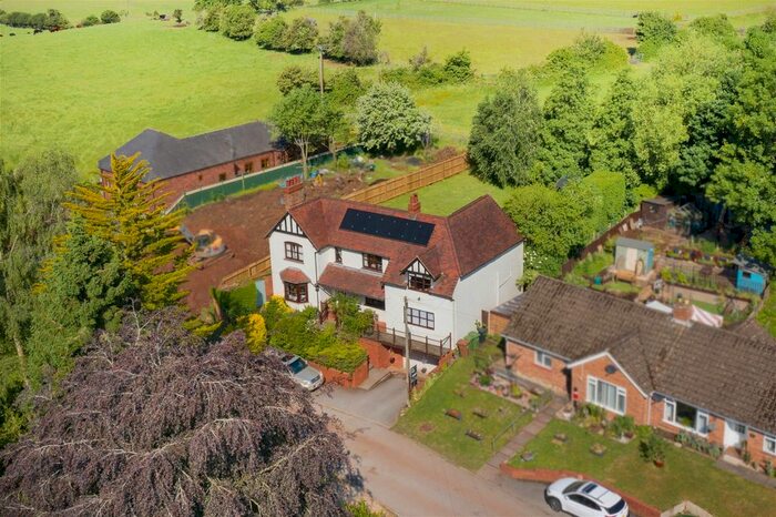 5 Bedroom Detached House For Sale In Lower Cladswell Lane, Cookhill, Alcester, B49