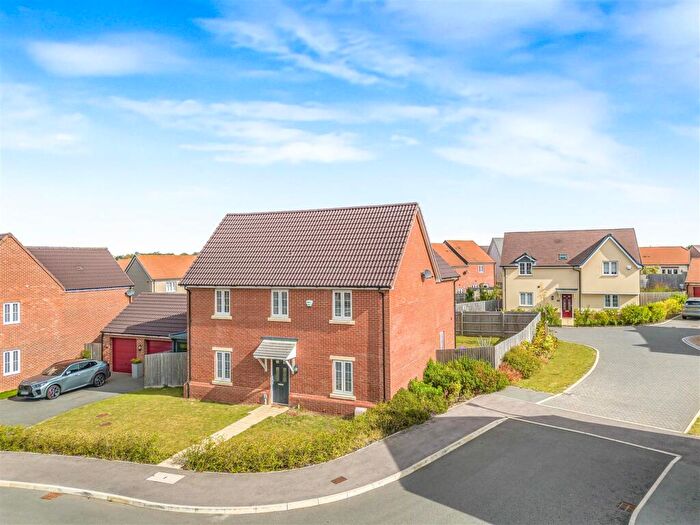 4 Bedroom Detached House For Sale In Hurry Close, Buntingford, SG9