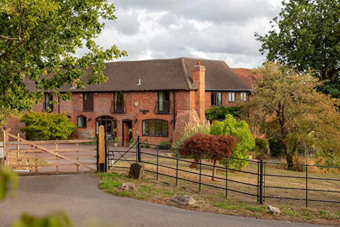 6 Bedroom Detached House For Sale In Coldharbour Lane, Bletchingley, RH1