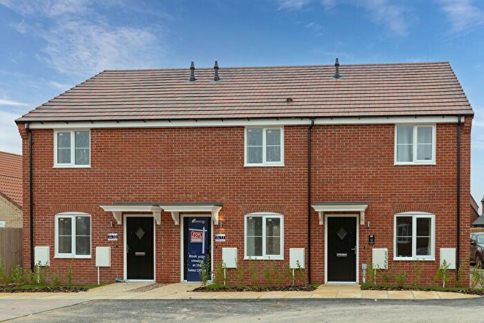 2 Bedroom Terraced House For Sale In High Road, Weston, PE12