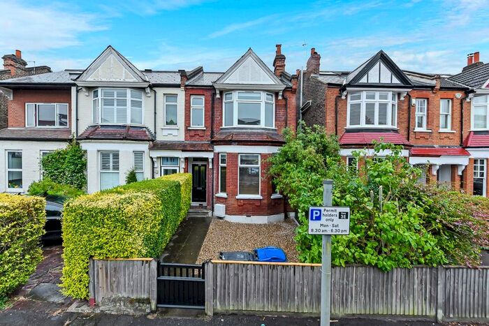 3 Bedroom End Of Terrace House To Rent In Queens Road, London, SW19