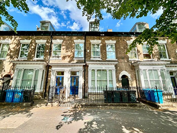 2 Bedroom Flat To Rent In Boulevard, Kingston Upon Hull, HU3