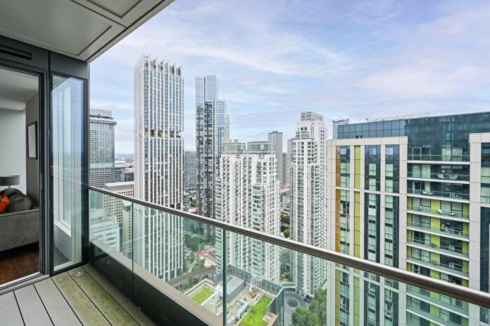 3 Bedroom Flat For Sale In Maine Tower, , Canary Wharf, London, E14