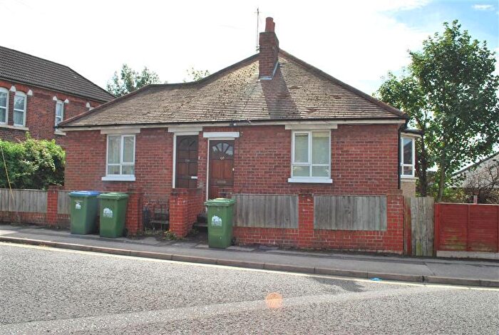 1 Bedroom Flat To Rent In Milton Road, Polygon, Southampton, SO15