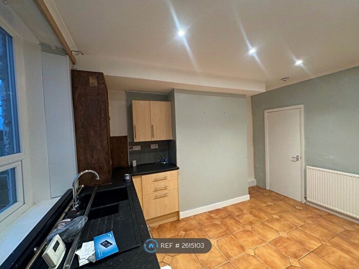 3 Bedroom Terraced House To Rent In Driver Street, Sheffield, S13