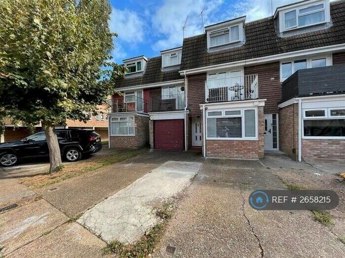 4 Bedroom Terraced House To Rent In Peartree Close, South Ockendon, RM15