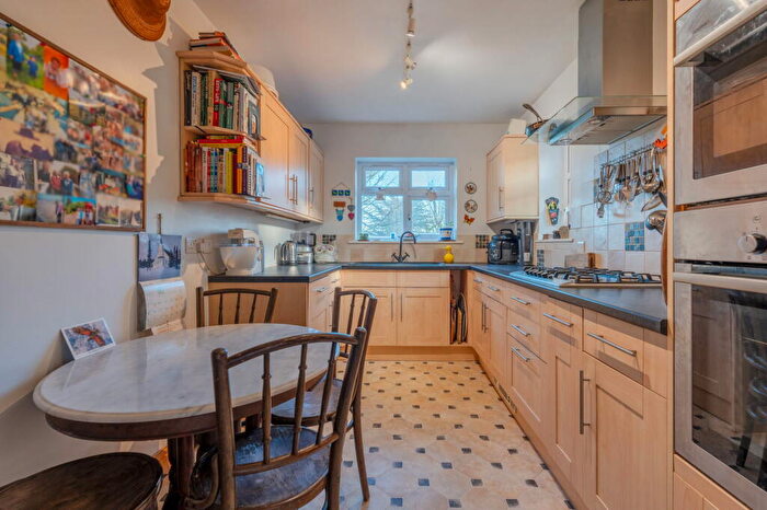 4 Bedroom Detached House For Sale In New Road, Churchill, BS25