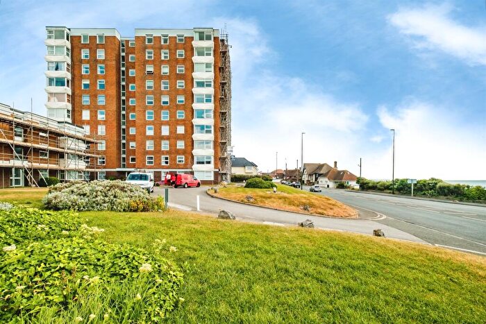 2 Bedroom Flat For Sale In Brighton Road, Lancing, BN15