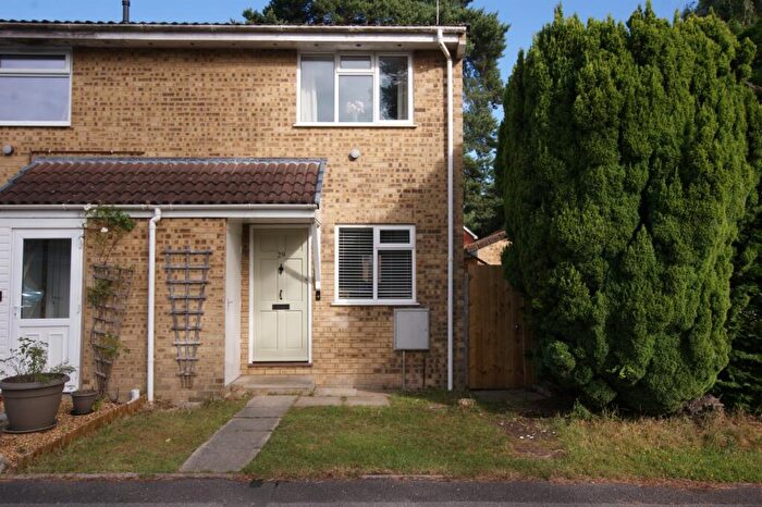 2 Bedroom End Of Terrace House For Sale In Swift Close, Creekmoor, Poole, Dorset, BH17