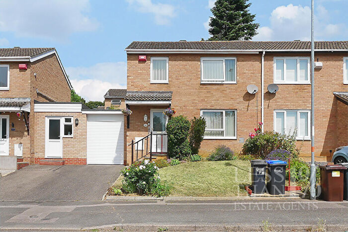 3 Bedroom Semi-Detached House For Sale In Ecton Park Road -, NN3