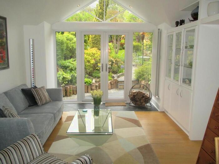 3 Bedroom Terraced House To Rent In Springfield Avenue, Aberdeen, AB15