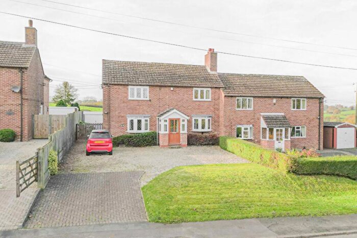 3 Bedroom Semi-Detached House For Sale In Knowlebury Cross, Tanworth-In-Arden, B94