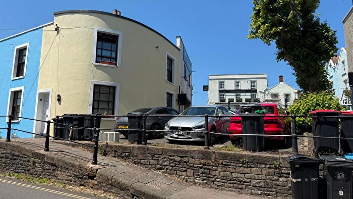 2 Bedroom Terraced House To Rent In Worrall Road, Bristol, Ue, Gb, BS8