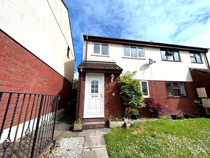 3 Bedroom Semi-Detached House To Rent In Boringdon Park, Ivybridge, PL21