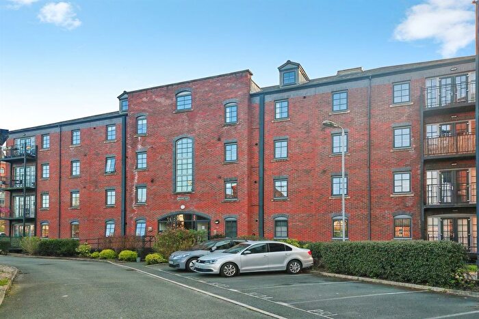 1 Bedroom Flat For Sale In Beaumont Court, Elphins Drive, Warrington, WA4
