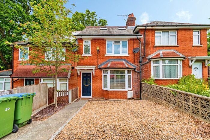 3 Bedroom Detached House For Sale In Lobelia Road, Southampton, Hampshire, SO16
