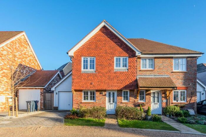 3 Bedroom House To Rent In Cherry Tree Lane Cranleigh, GU6